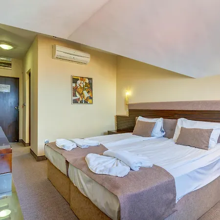 Хотел спа&холидейз 4*