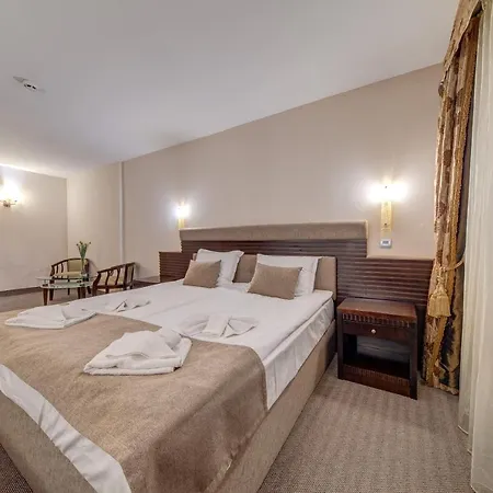 & Holidays - Free Parking 4* Bansko