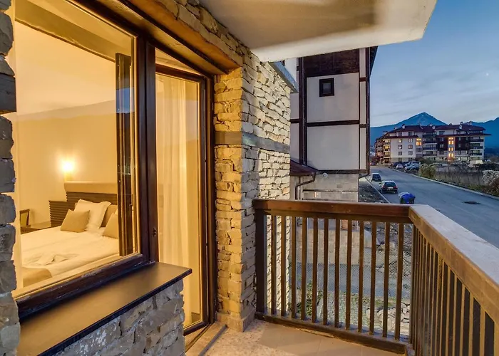 & Holidays - Free Parking Ξενοδοχείο