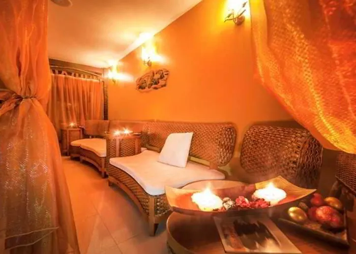 & Holidays - Free Parking Μπάνσκο