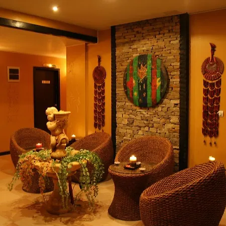 酒店 & Holidays - Free Parking 4*