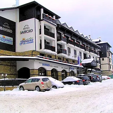 & Holidays - Free Parking