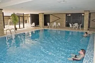 & Holidays - Free Parking 4*