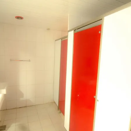 & Holidays - Free Parking 4*