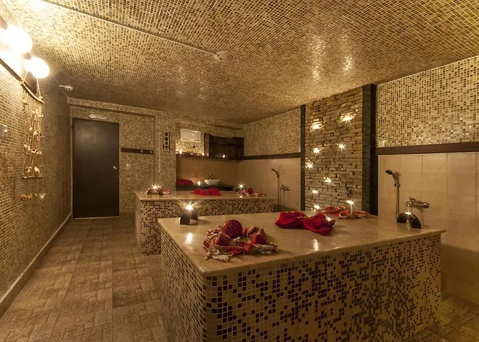 & Holidays - Free Parking