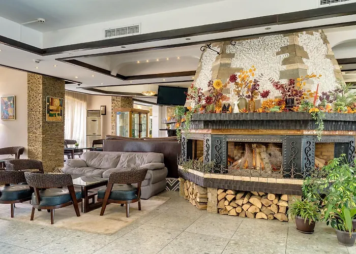 Hotel & Holidays - Free Parking Bansko